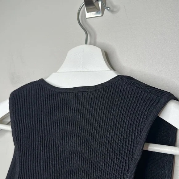 Aritzia Babaton Black Sculpt Knit Deep V Tank - Picture 8 of 9